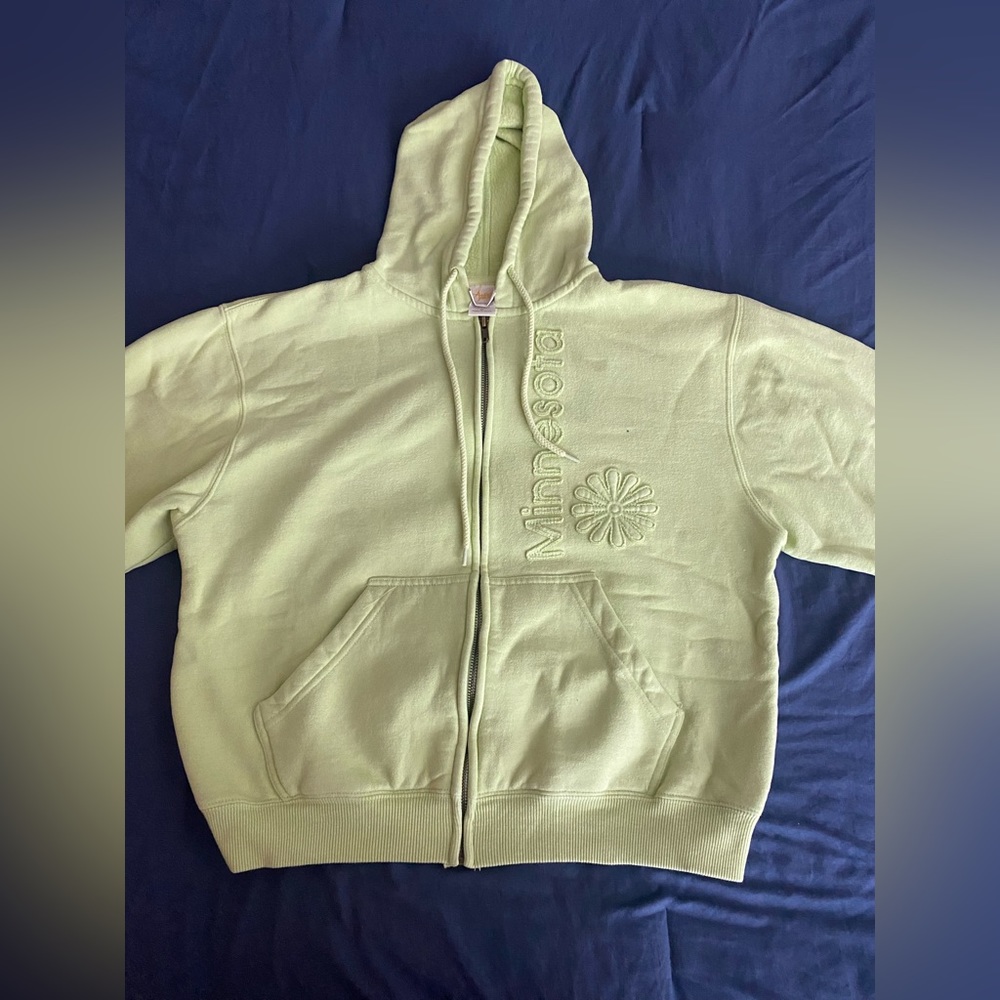 Vintage Green Embroidered Minnesota Zip Up Hoodie